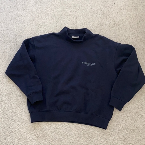 Fear of God Tops - ESSENTIALS FEAR OF GOD oversized mock neck